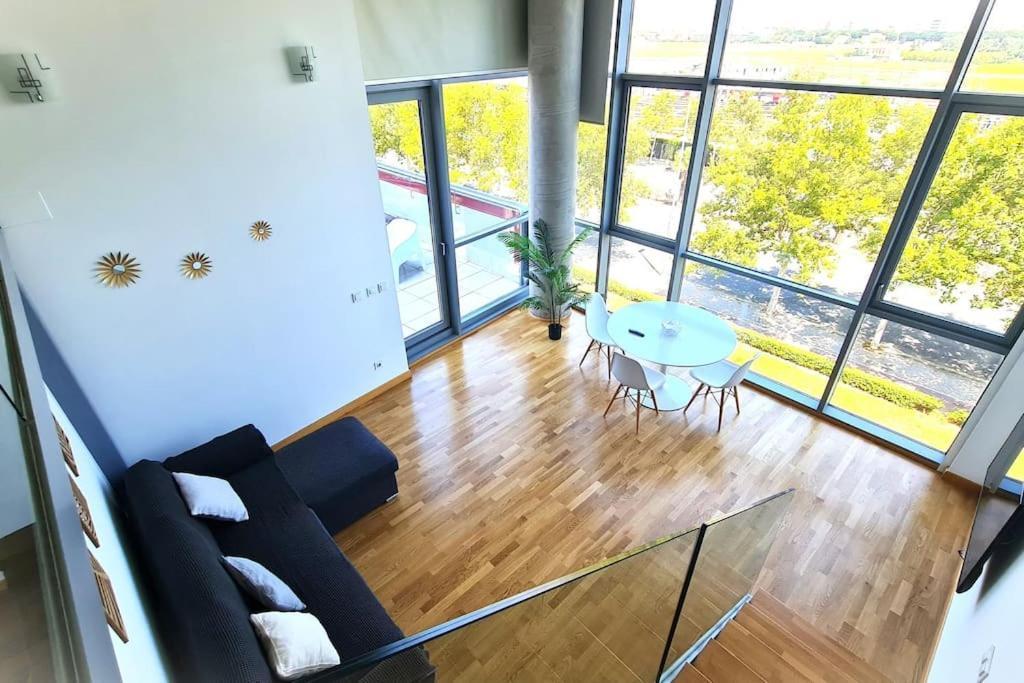 Luxury E-arenas 117 With Terrace In Edificio Arenas