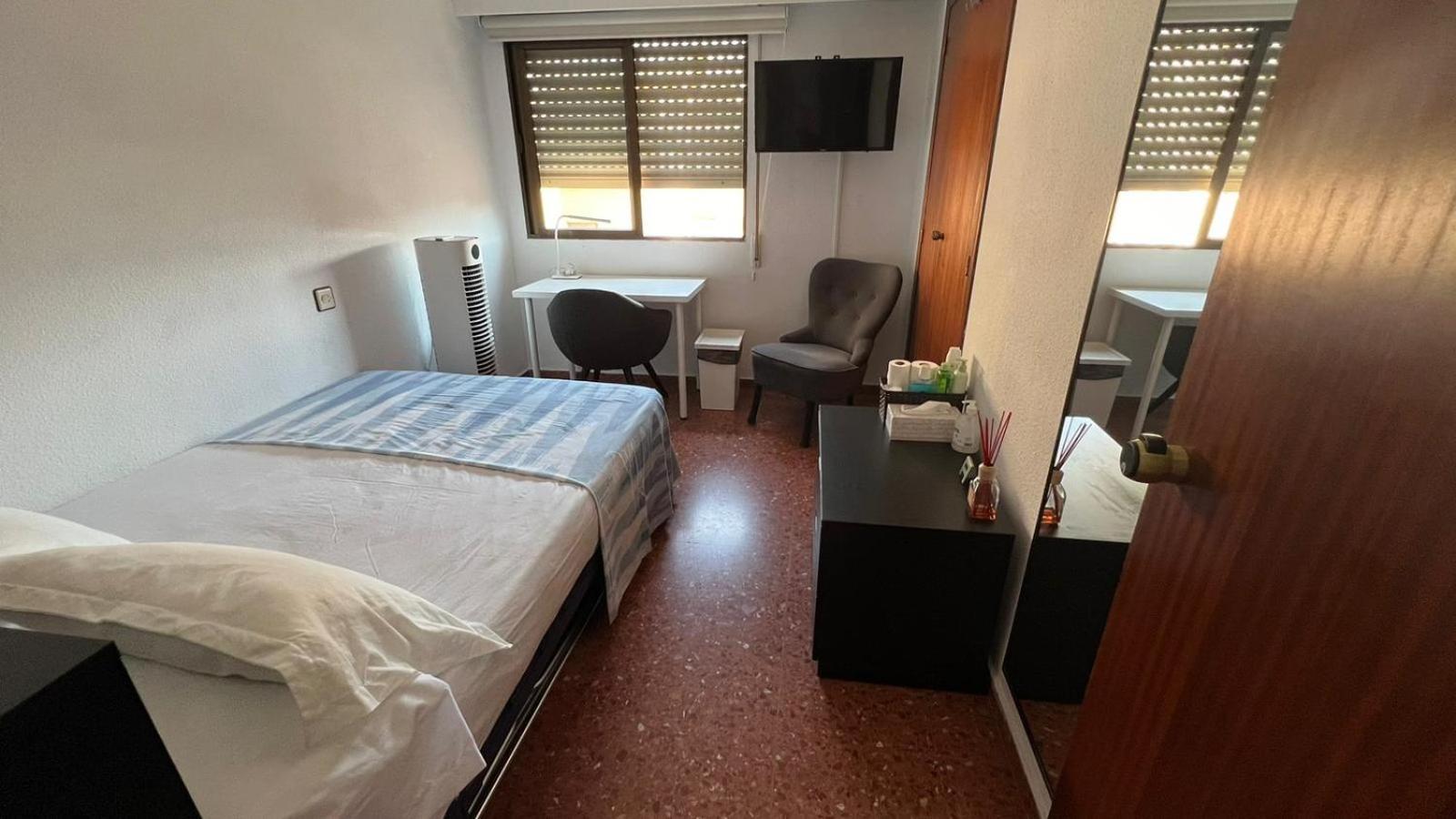 Homestay Habitacion Doble Estandar Con Climatizador