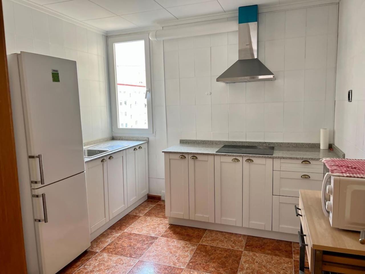 Apartamento Bonito Y Grande Cerca De La Playa *