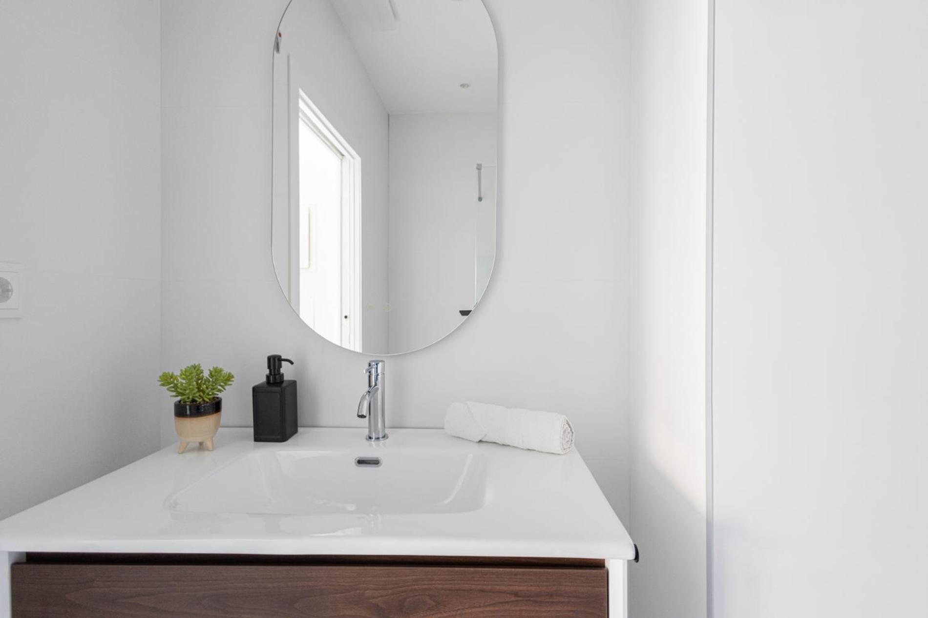 Florit Flats - Traditional Valencia Ceramic Apartments, Bicycles For You! *