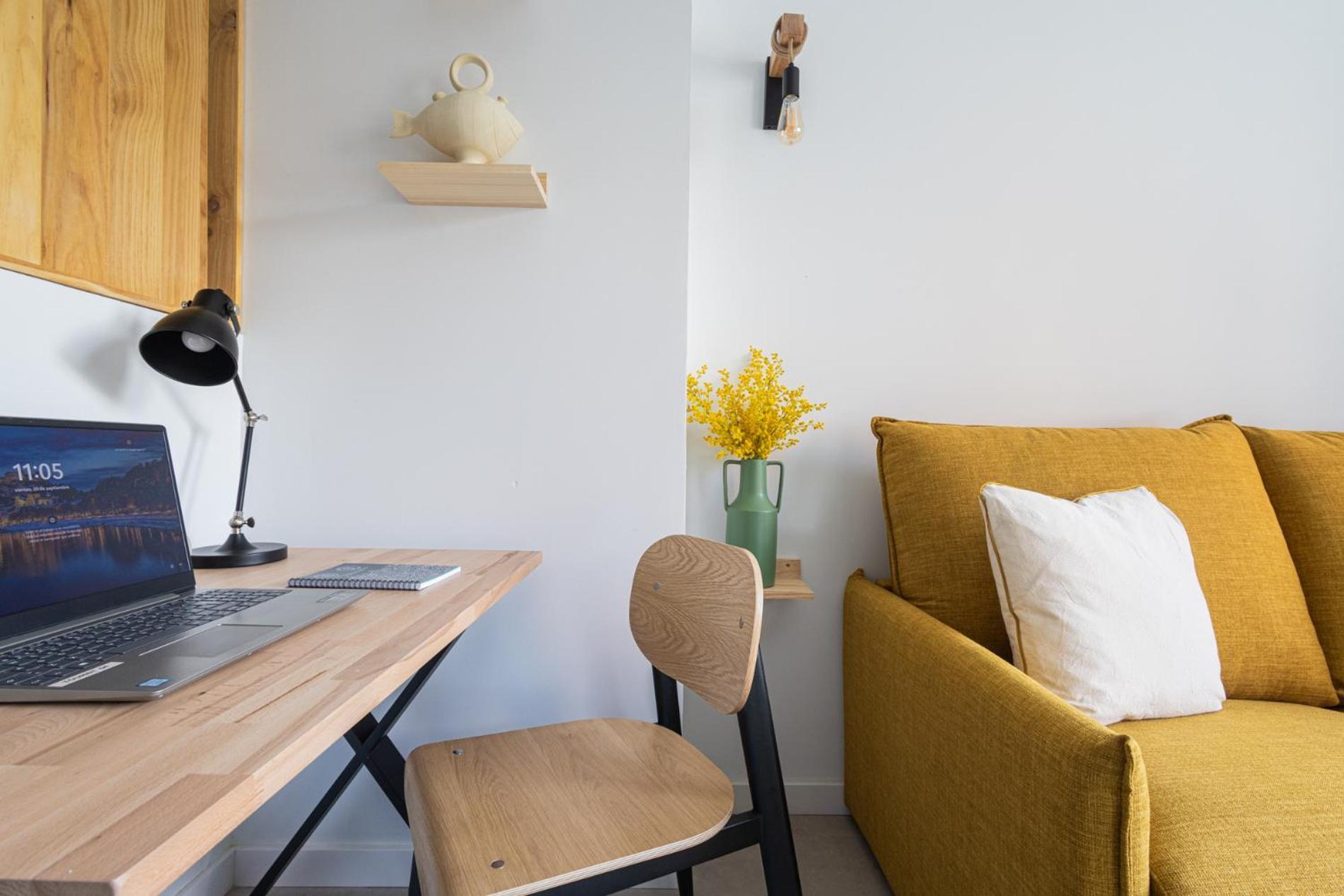 Apartamento Florit Flats - Traditional Valencia Ceramic Apartments, Bicycles For You!