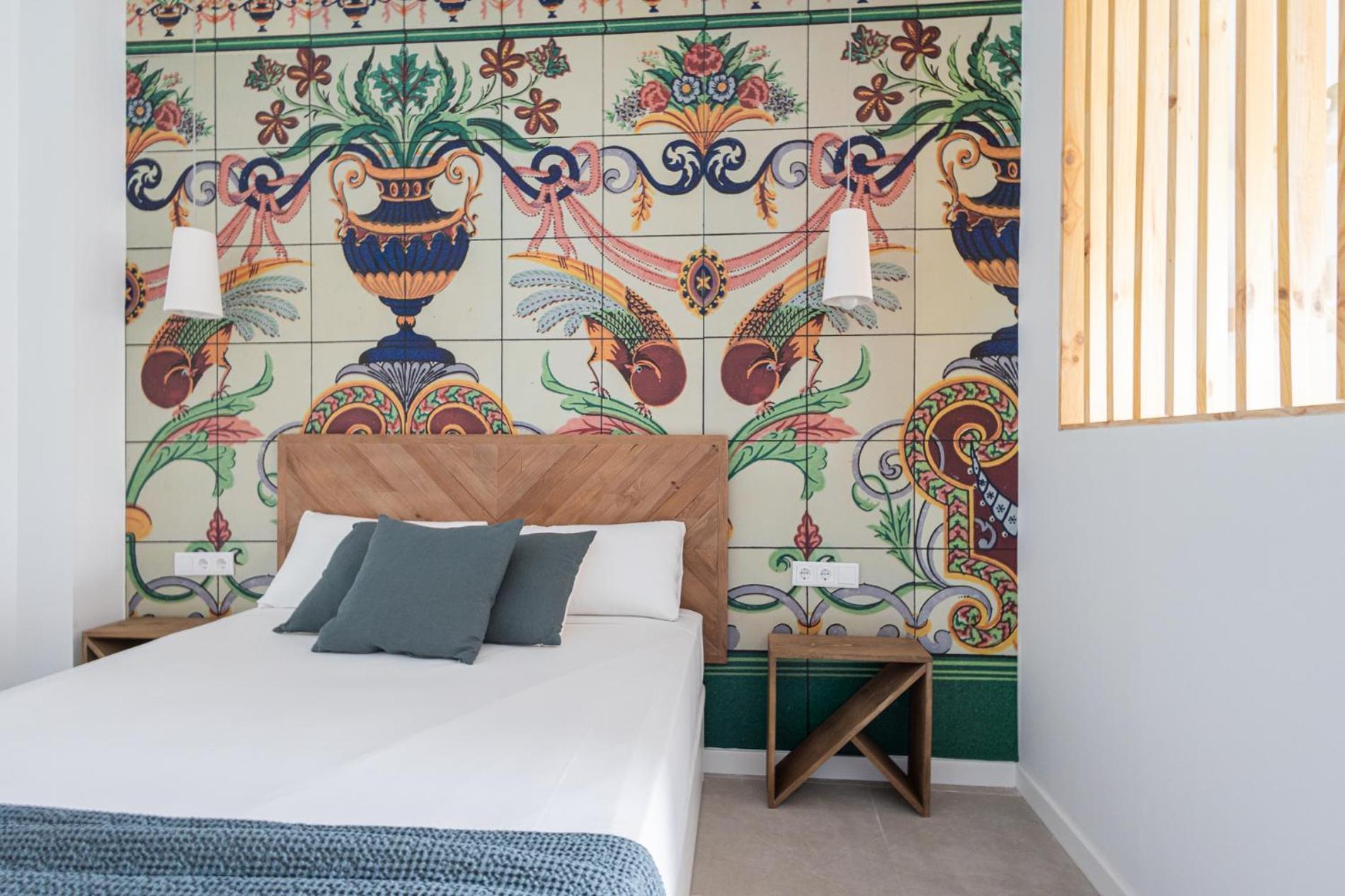 Florit Flats - Traditional Valencia Ceramic Apartments, Bicycles For You! * Valencia