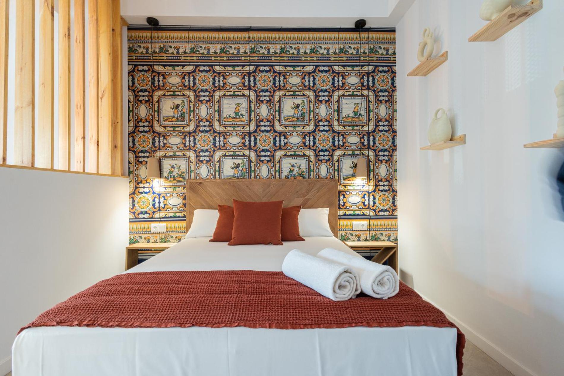 Apartamento Florit Flats - Traditional Valencia Ceramic Apartments, Bicycles For You! Valencia