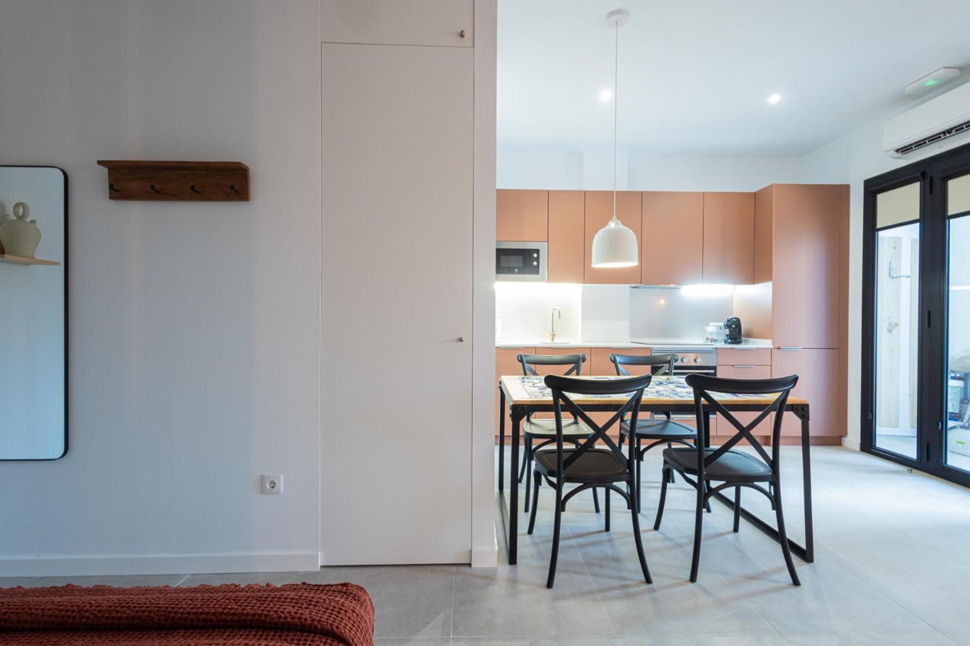 Apartamento Florit Flats - Traditional Valencia Ceramic Apartments, Bicycles For You! Valencia