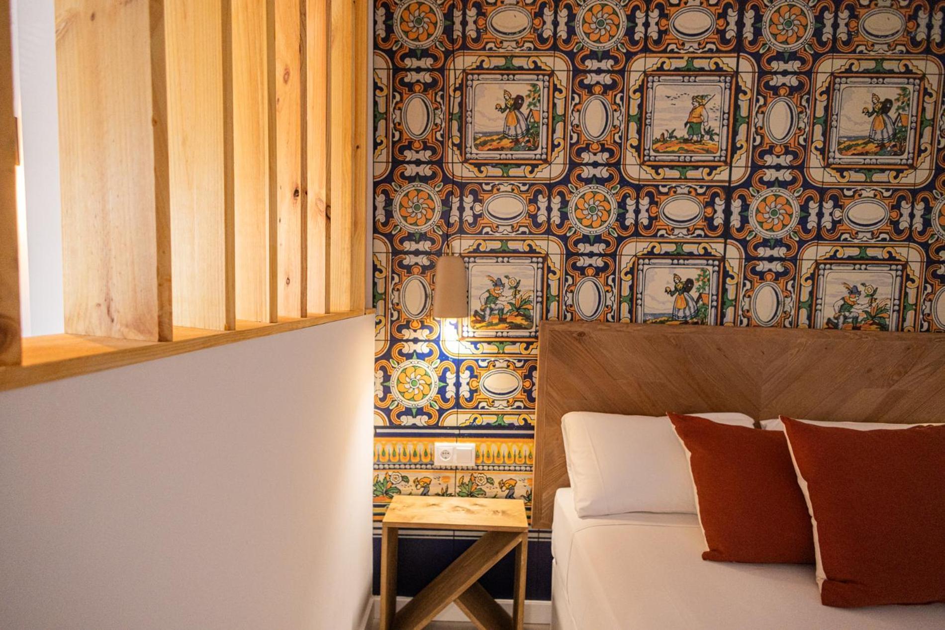 Florit Flats - Traditional Valencia Ceramic Apartments, Bicycles For You! Apartamento *