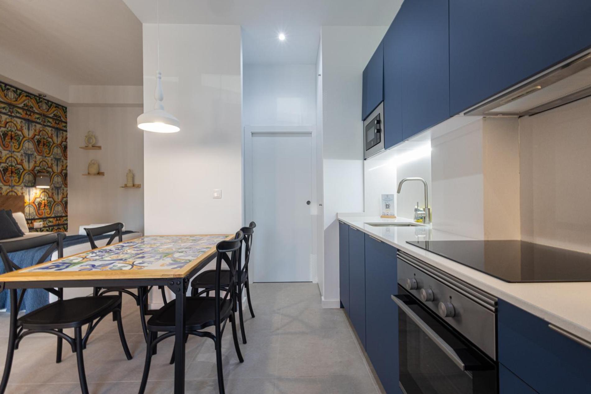Florit Flats - Traditional Valencia Ceramic Apartments, Bicycles For You! * Valencia