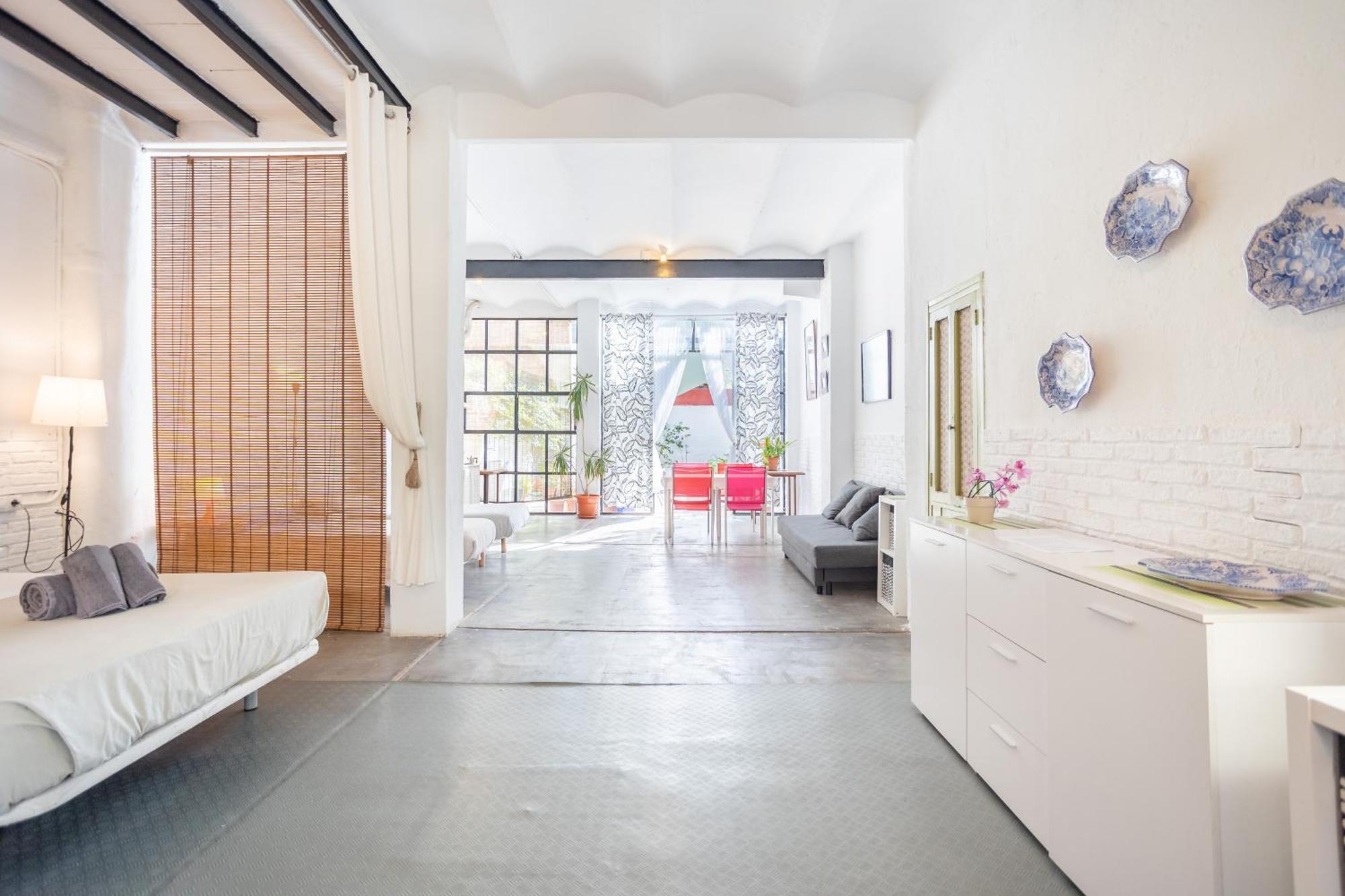 Vintage Con Wifi Y Terraza Privada Apartamento *