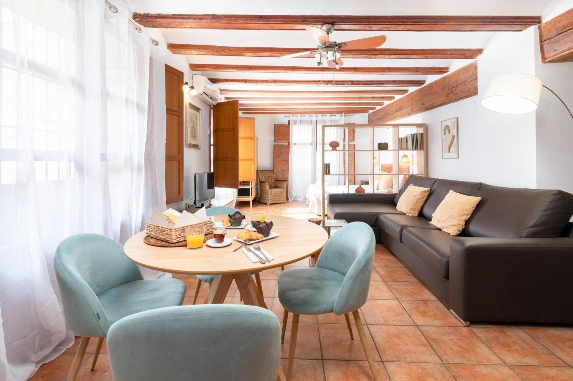 Travel Habitat Plaza Del Pilar. Apartamento Valencia
