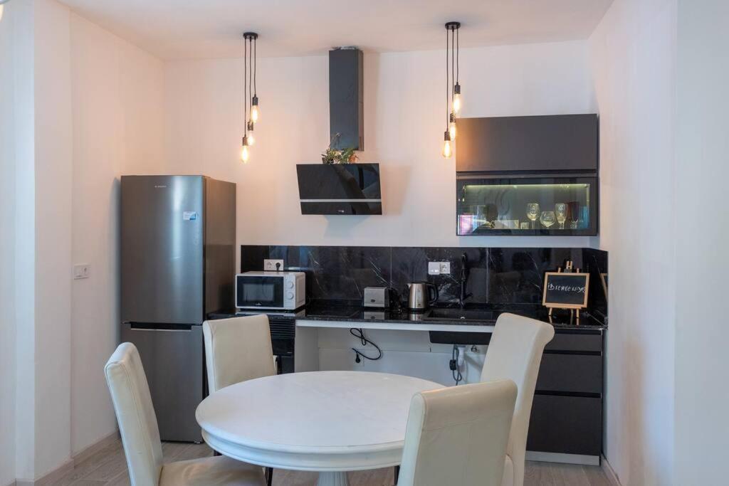 Apartamento Conectado Y Moderno, Ven A Vlc! *