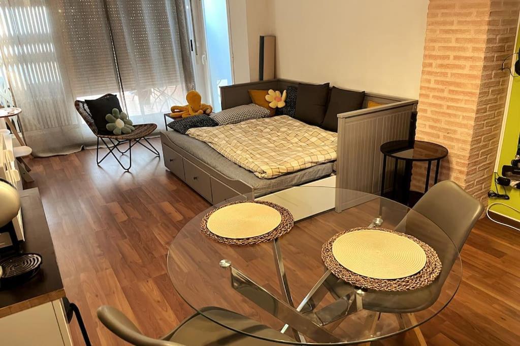 Location Center Has An Independent Courtyard *