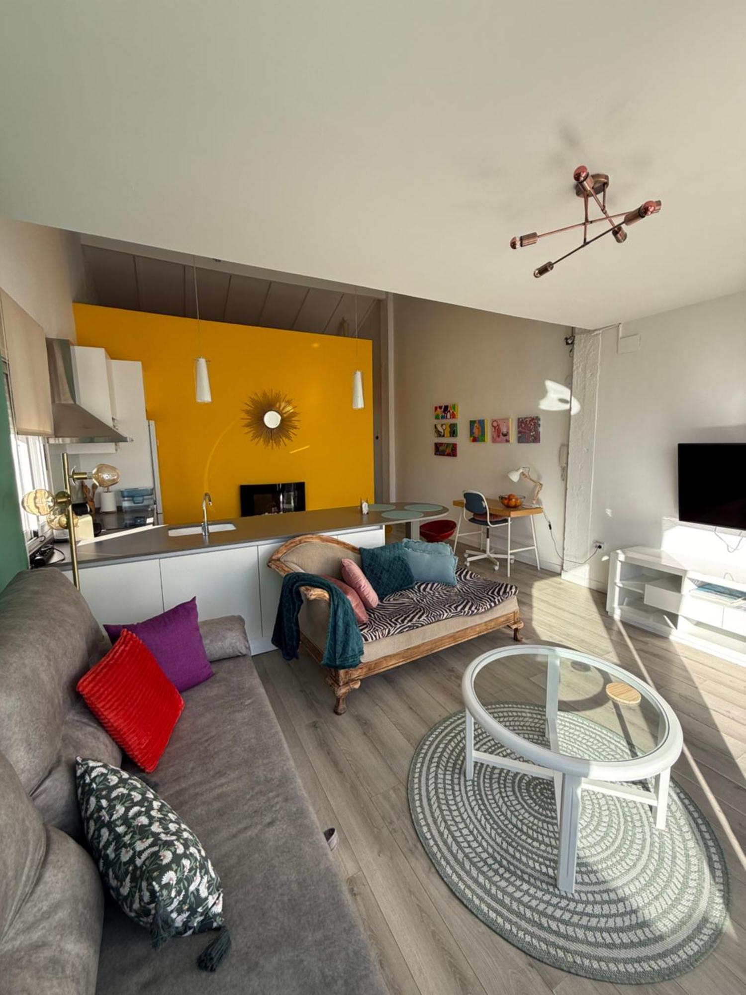 Petite Penthouse With The Sunniest Terrace In Apartamento *