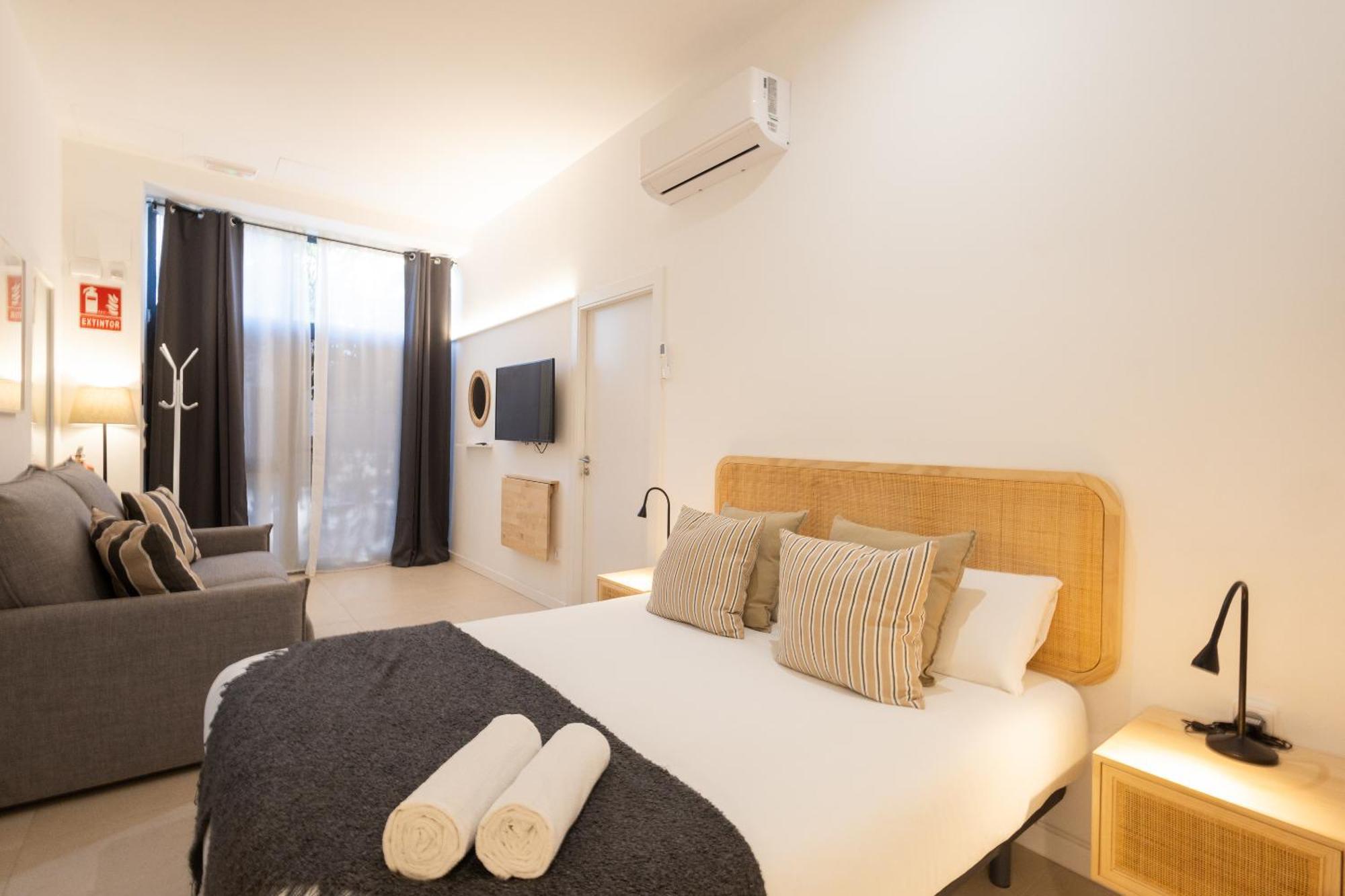 Apartment Florit Flats - The Pitiusas *