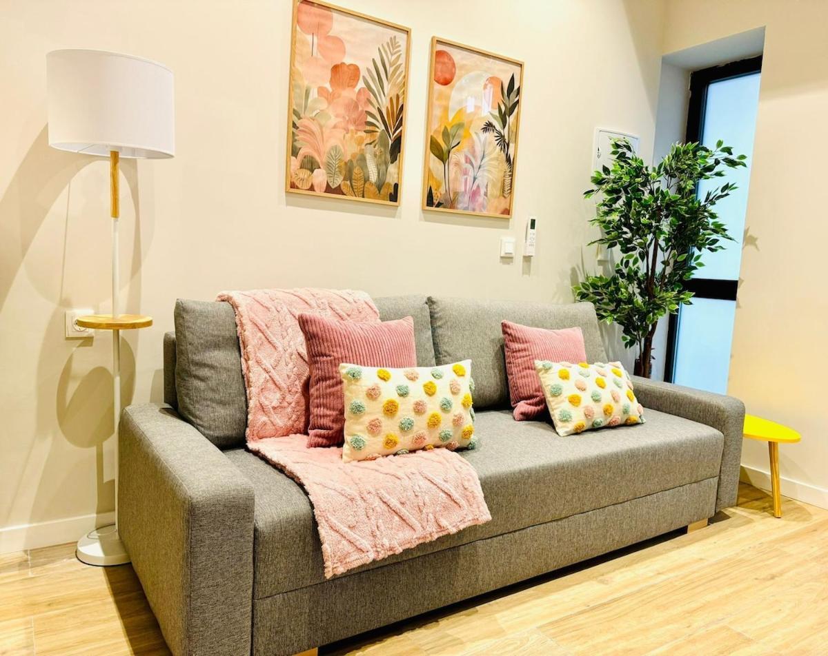 Apartment Cozy & Stylish Flat Close To Center