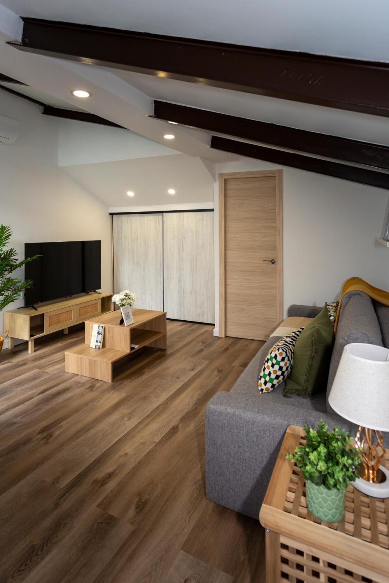 Apartamento El Carmen Valencia, Estudio Con Terraza Valencia