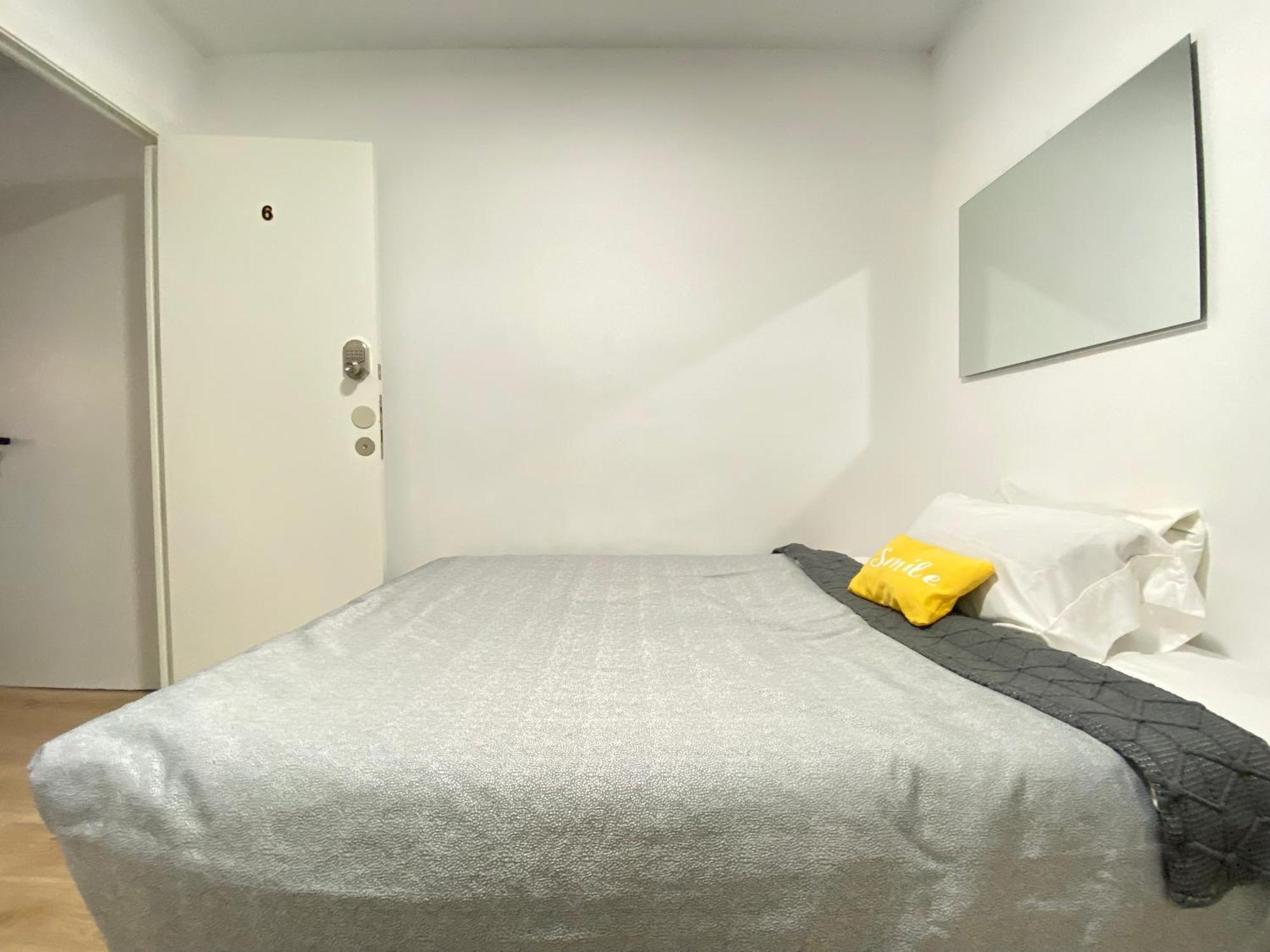 Gypsy Budget Shared Flat *