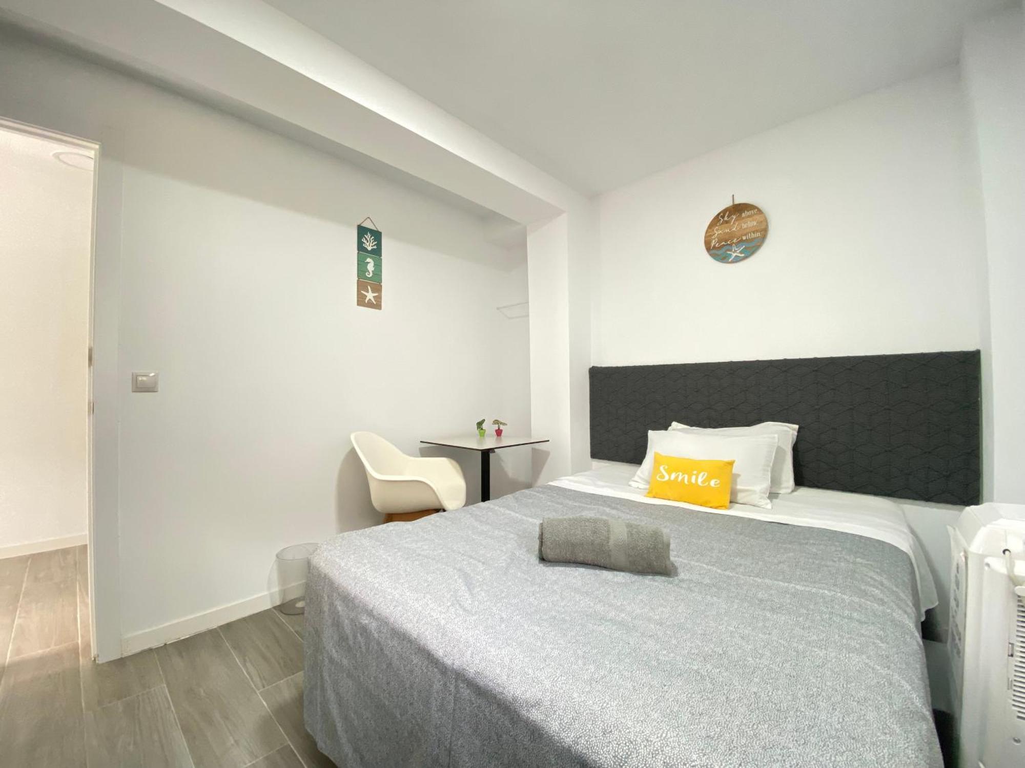 Gypsy Budget Shared Flat Habitación en casa particular Valencia