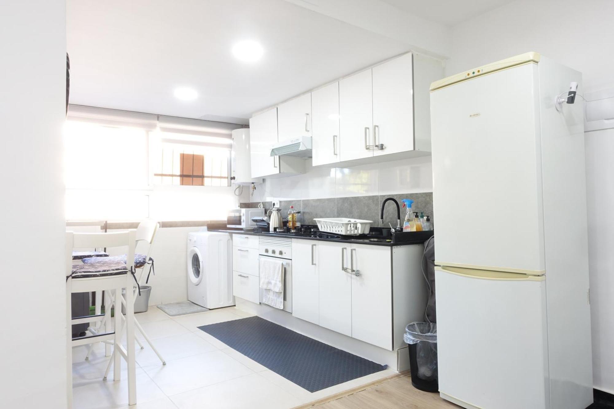 Gypsy Budget Shared Flat Valencia