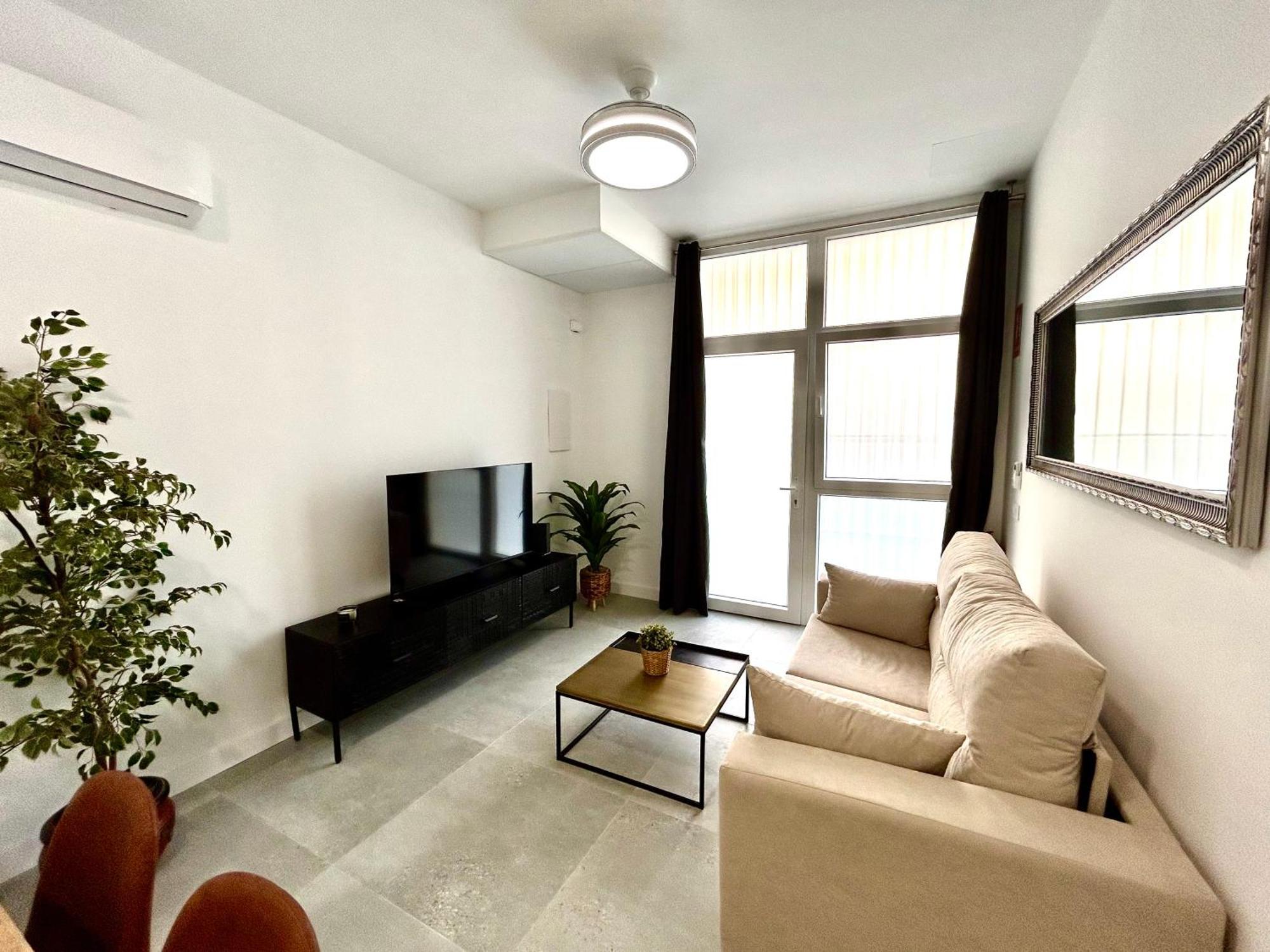 Getaway - Jacuzzi, Space & Comfort
