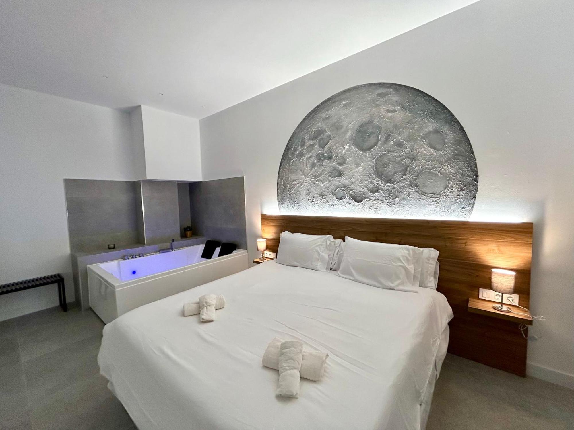Getaway - Jacuzzi, Space & Comfort *