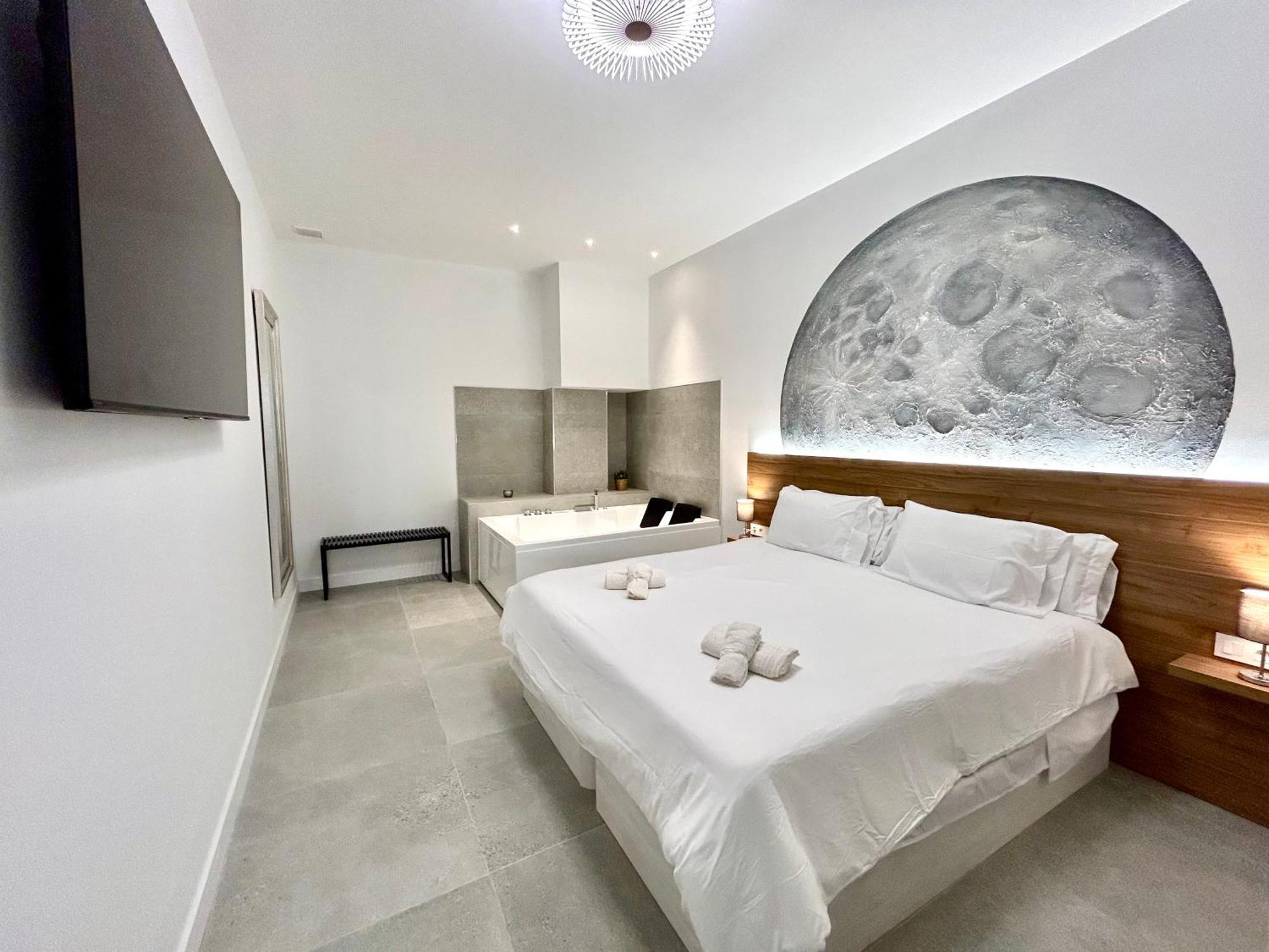 Getaway - Jacuzzi, Space & Comfort Valencia