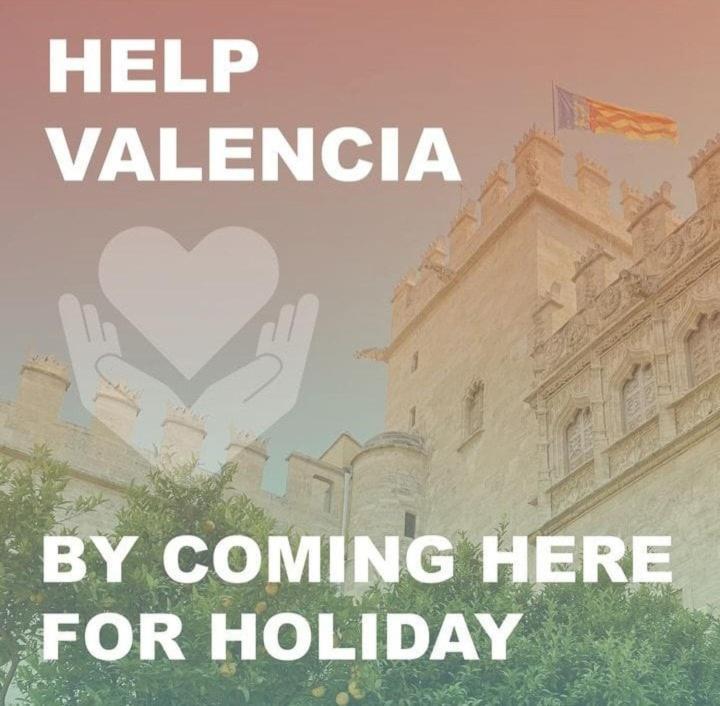Calle Baja -ciutat Vella * Valencia