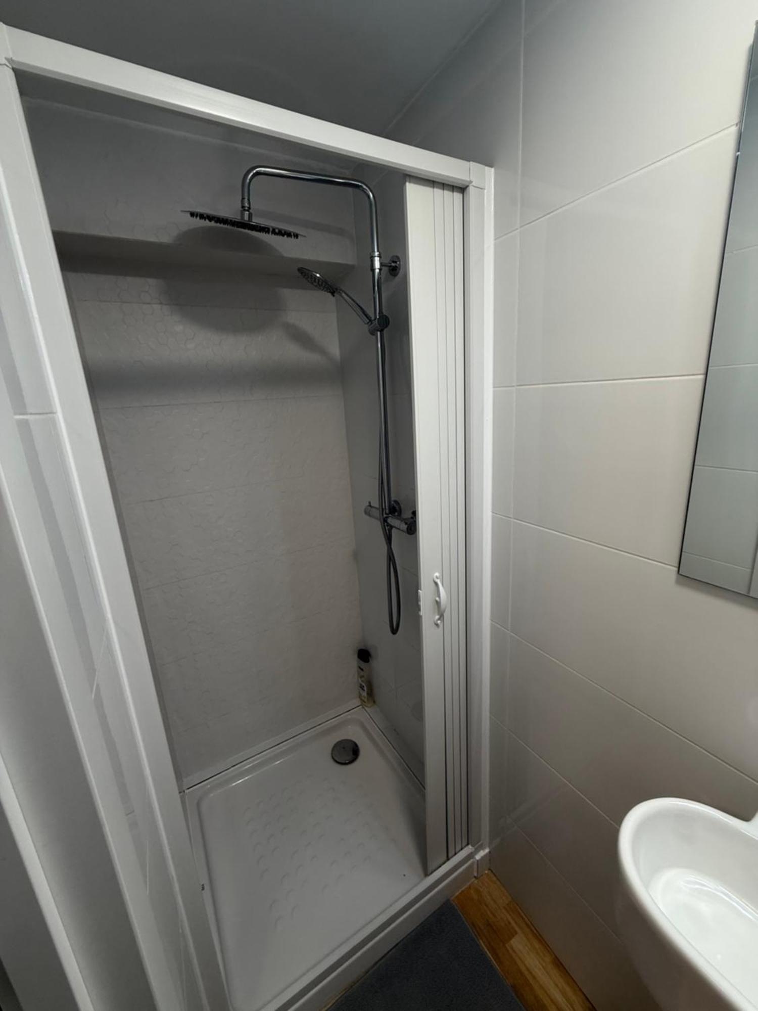 Apartamento Con Bano Y Cocina Privada *