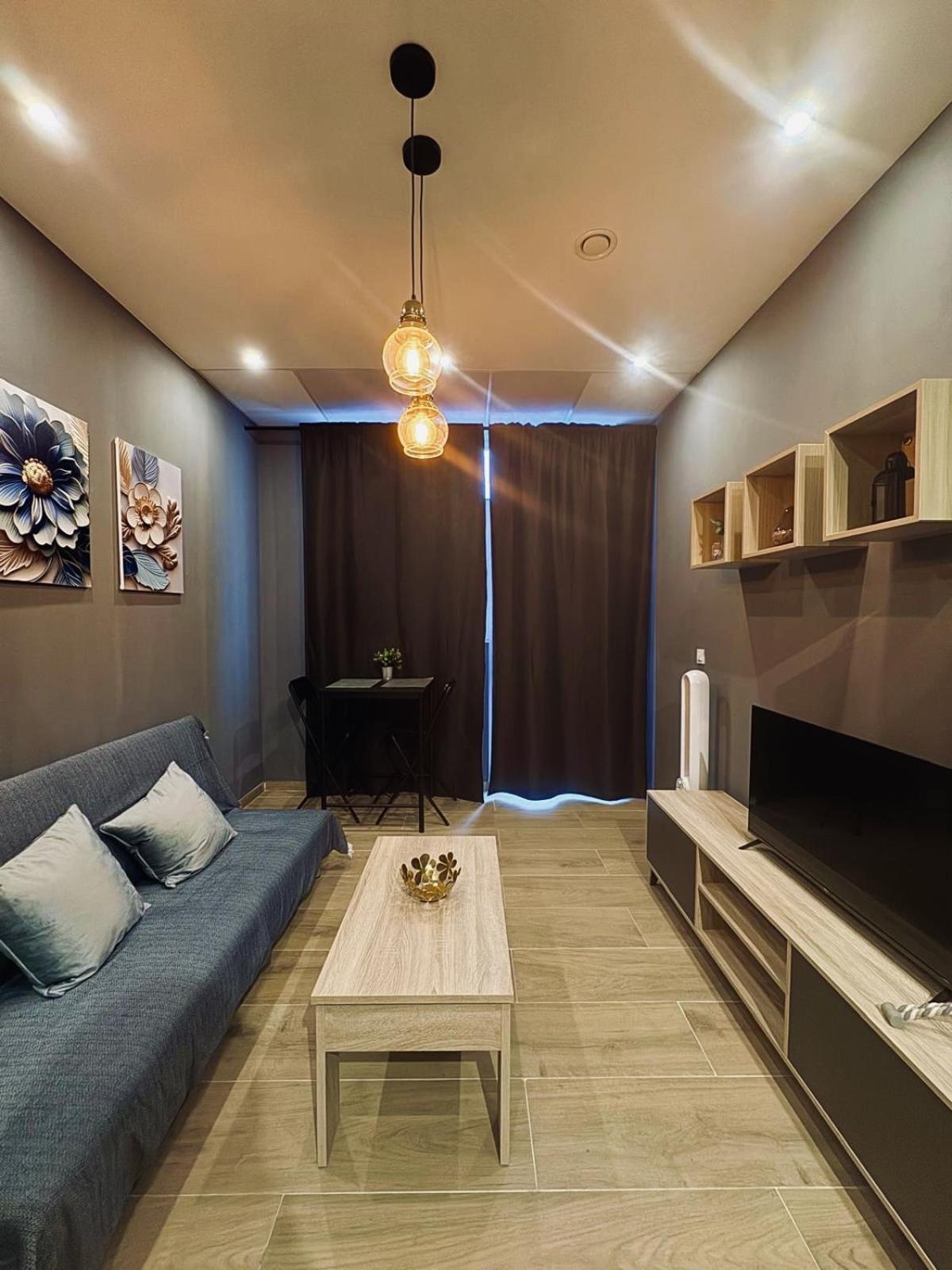 Flats - Avenida Baleares Apartment
