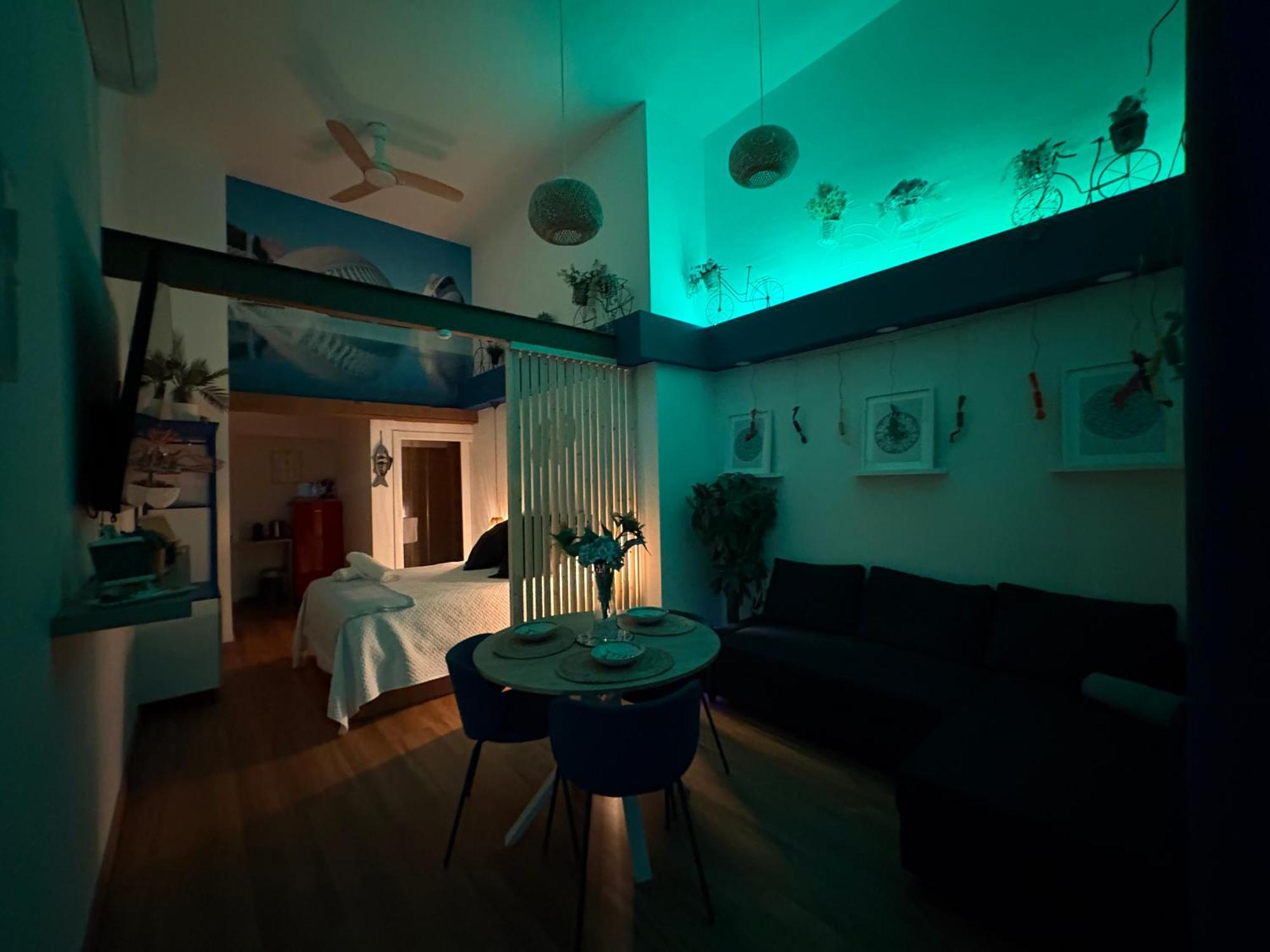 Apartment 1 Port *