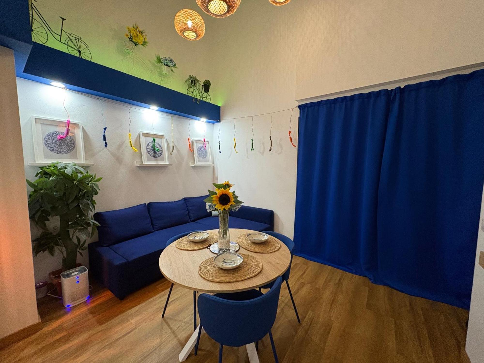 1 Port Apartment *