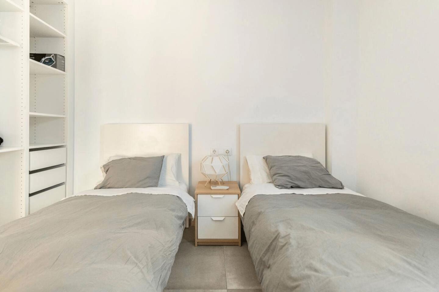 Vivienda Junto A Ruzafa - 12 Pax Y Mas Valencia