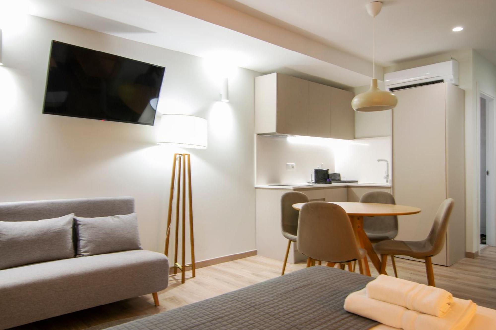 Vlc Host - Reino Apartment *