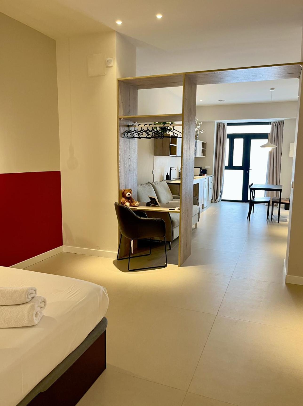 Osito Hub - Colomer * Valencia