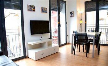 Anderson Flats Apartment *