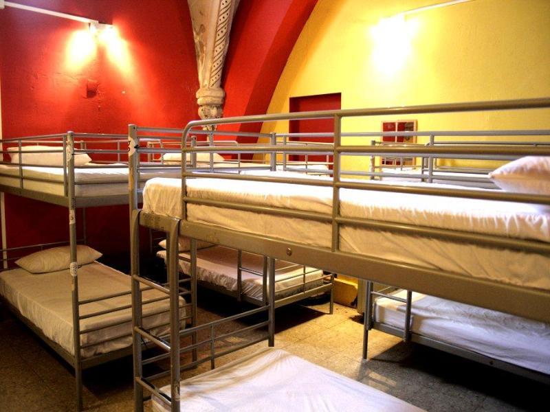 Feetup Backpackers Valencia