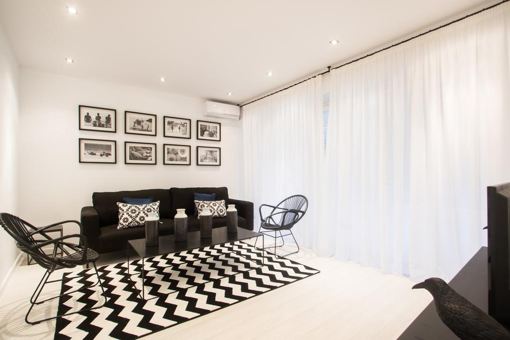 Luxury - Boutique Center *