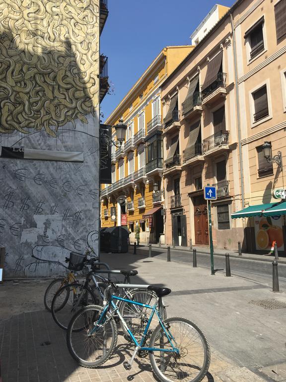 Preciso En El Centro Historico * Valencia