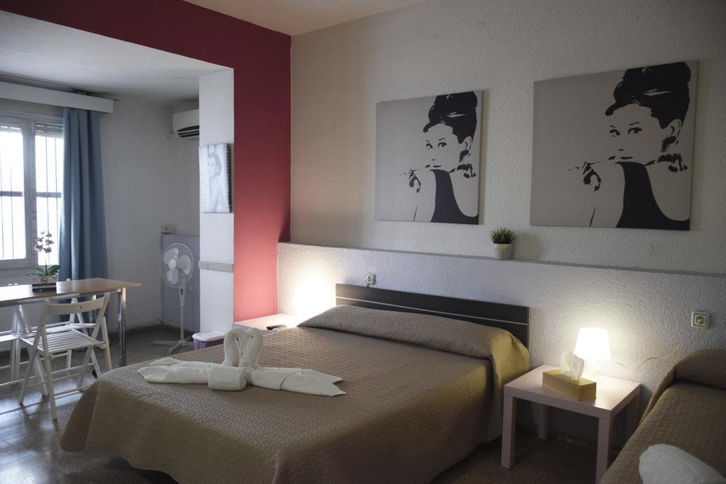 Suits You: Adults-only Centro Historico With Auto Check-in 2*