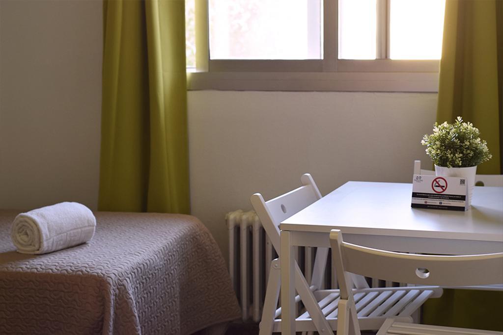 Suits You: Adults-only Centro Historico With Auto Check-in 2* Valencia