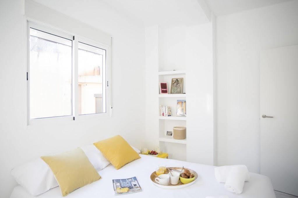 El Pilar Apartment *