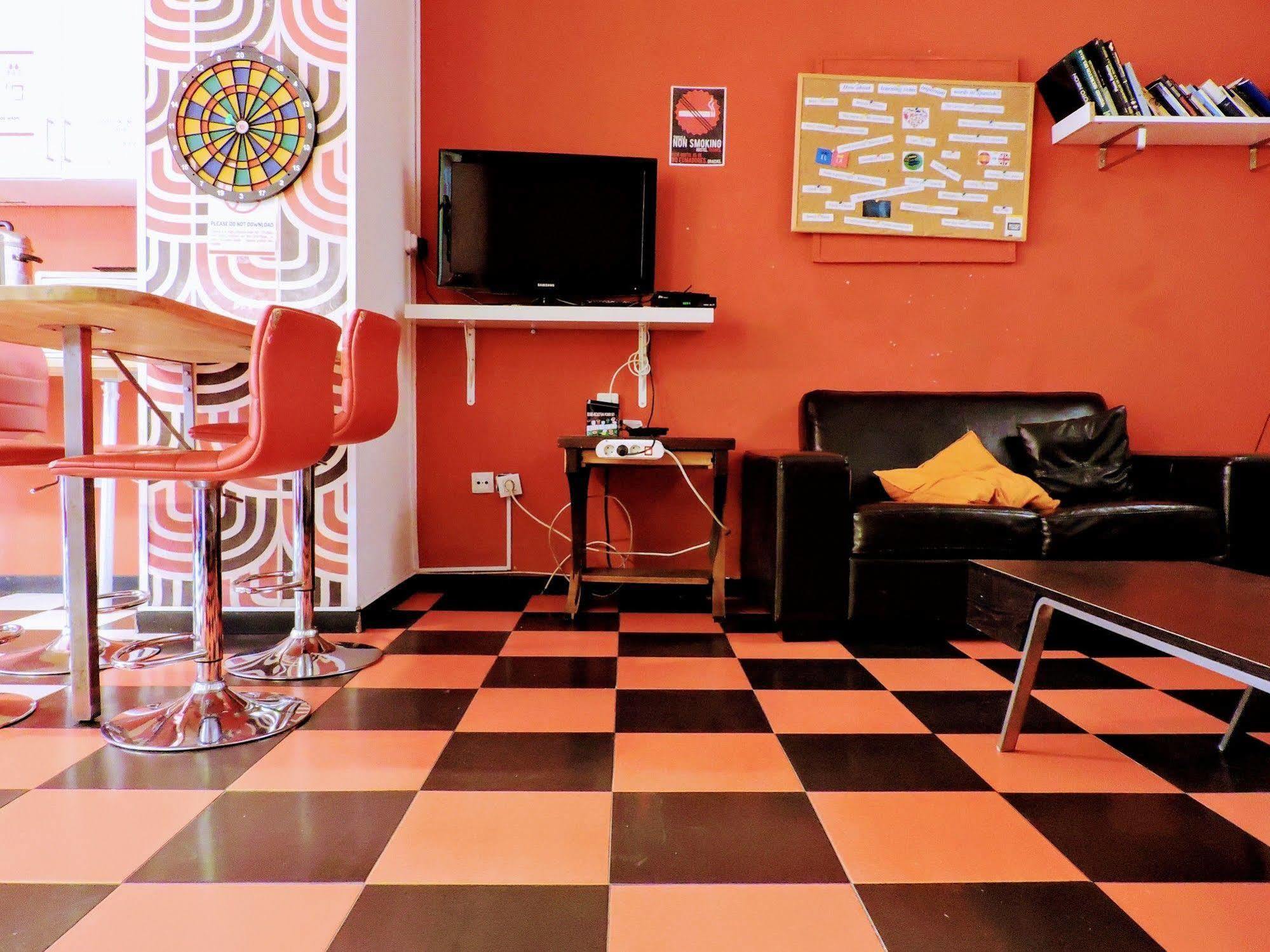 Feetup Backpackers Hostal