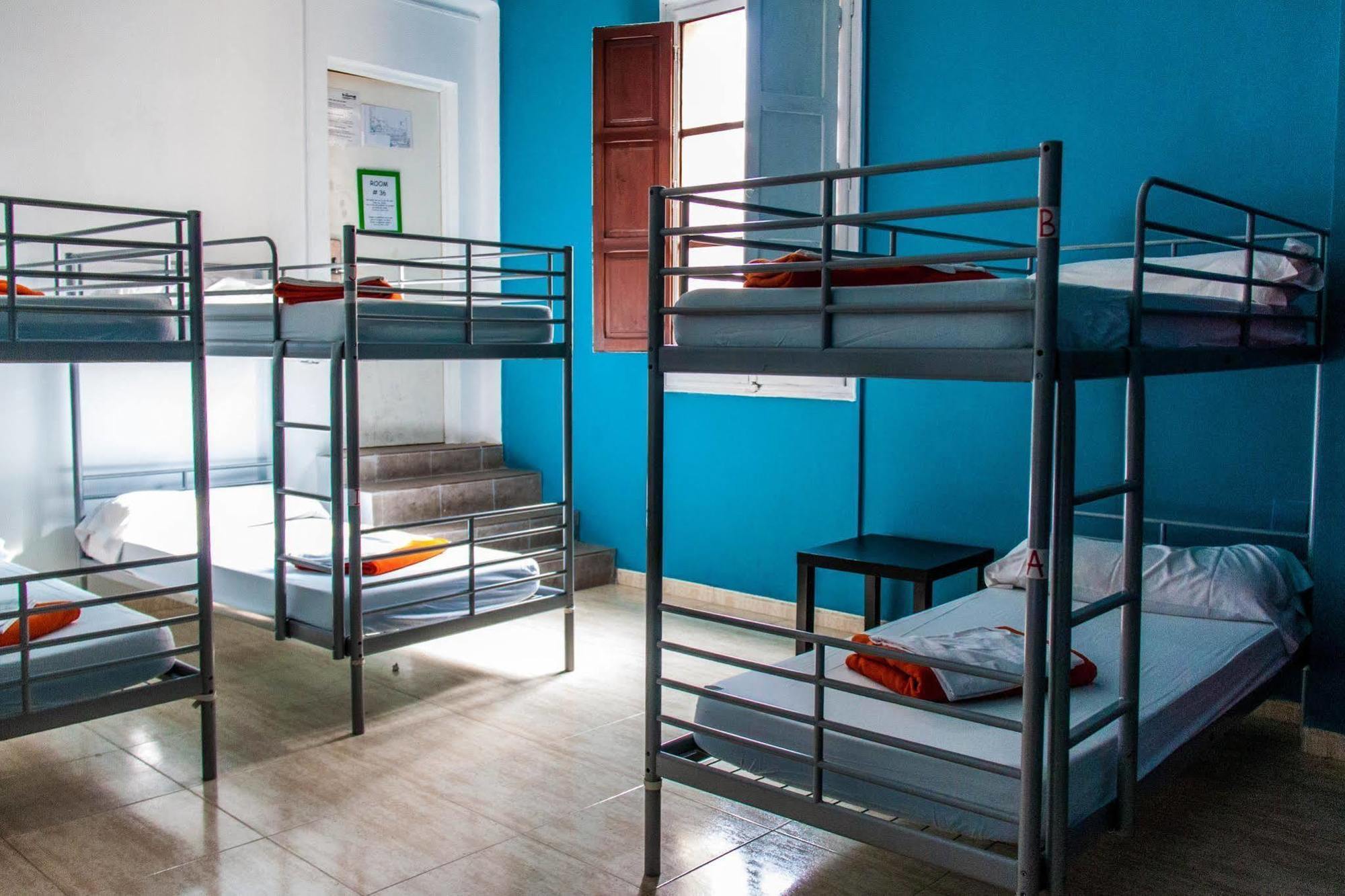 Feetup Backpackers