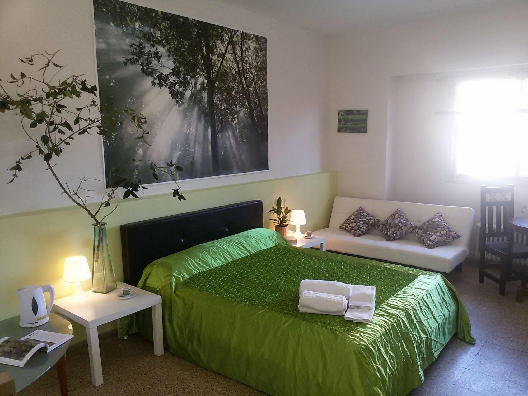 Suits You: Adults-only Centro Historico With Auto Check-in Hotel Valencia