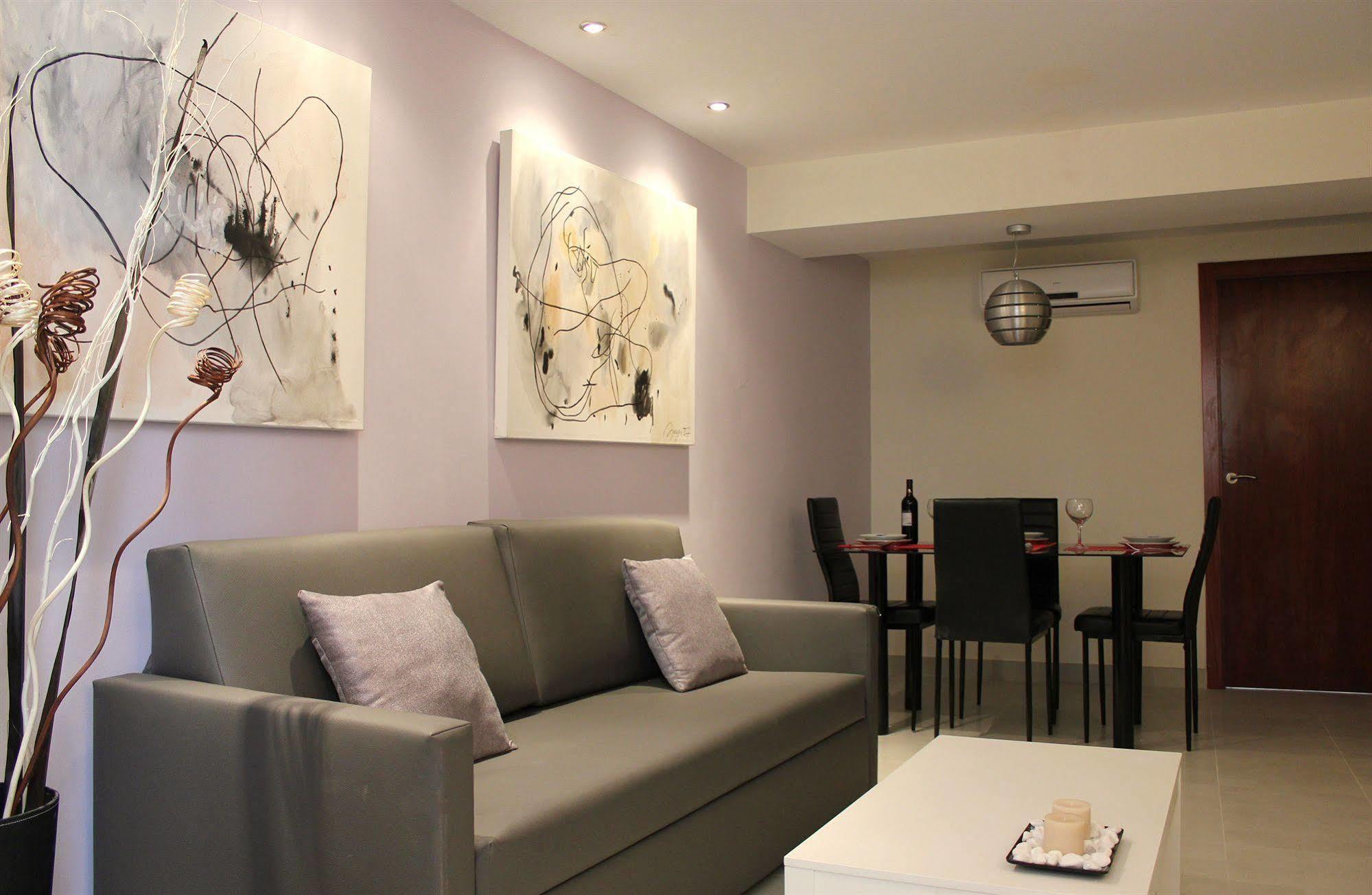 Like Negrito Apartamento Valencia