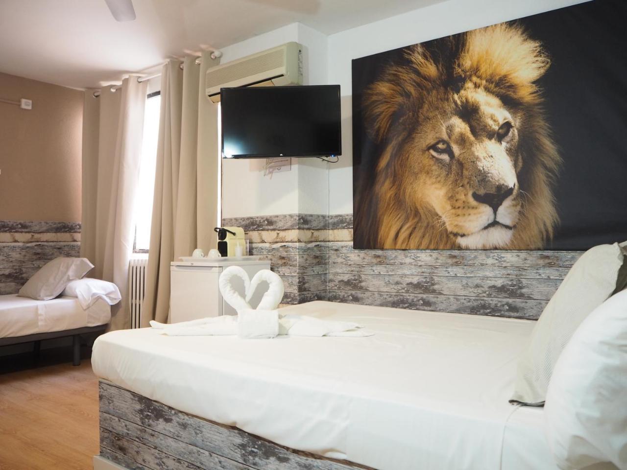 Suits You: Adults-only Centro Historico With Auto Check-in Hotel Valencia