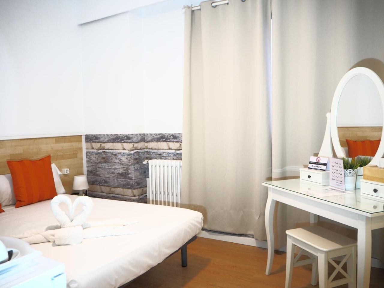 Suits You: Adults-only Centro Historico With Auto Check-in 2*