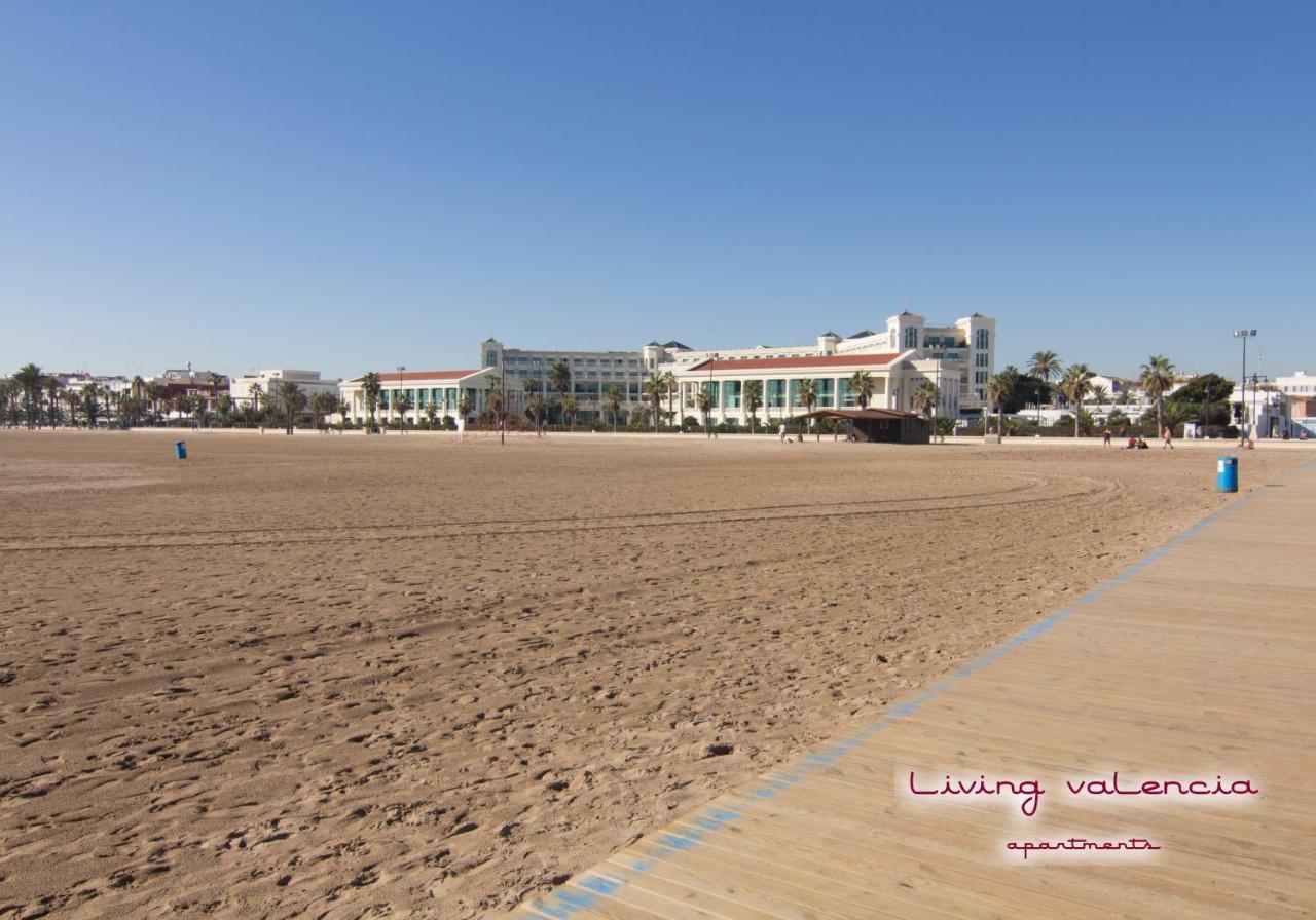 Playa - Malvarrosa Beach