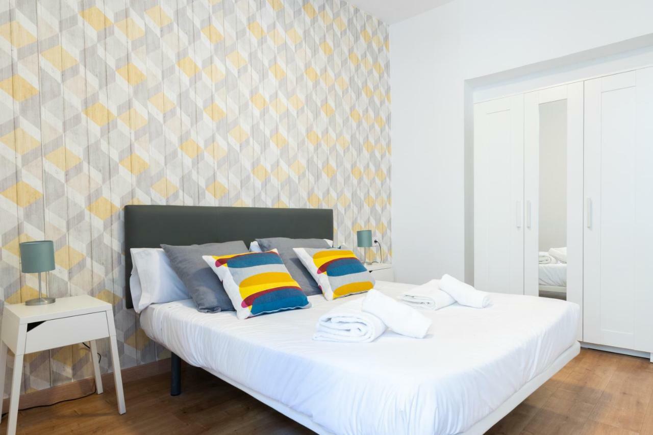 Plaza Ayuntamiento Apartment *