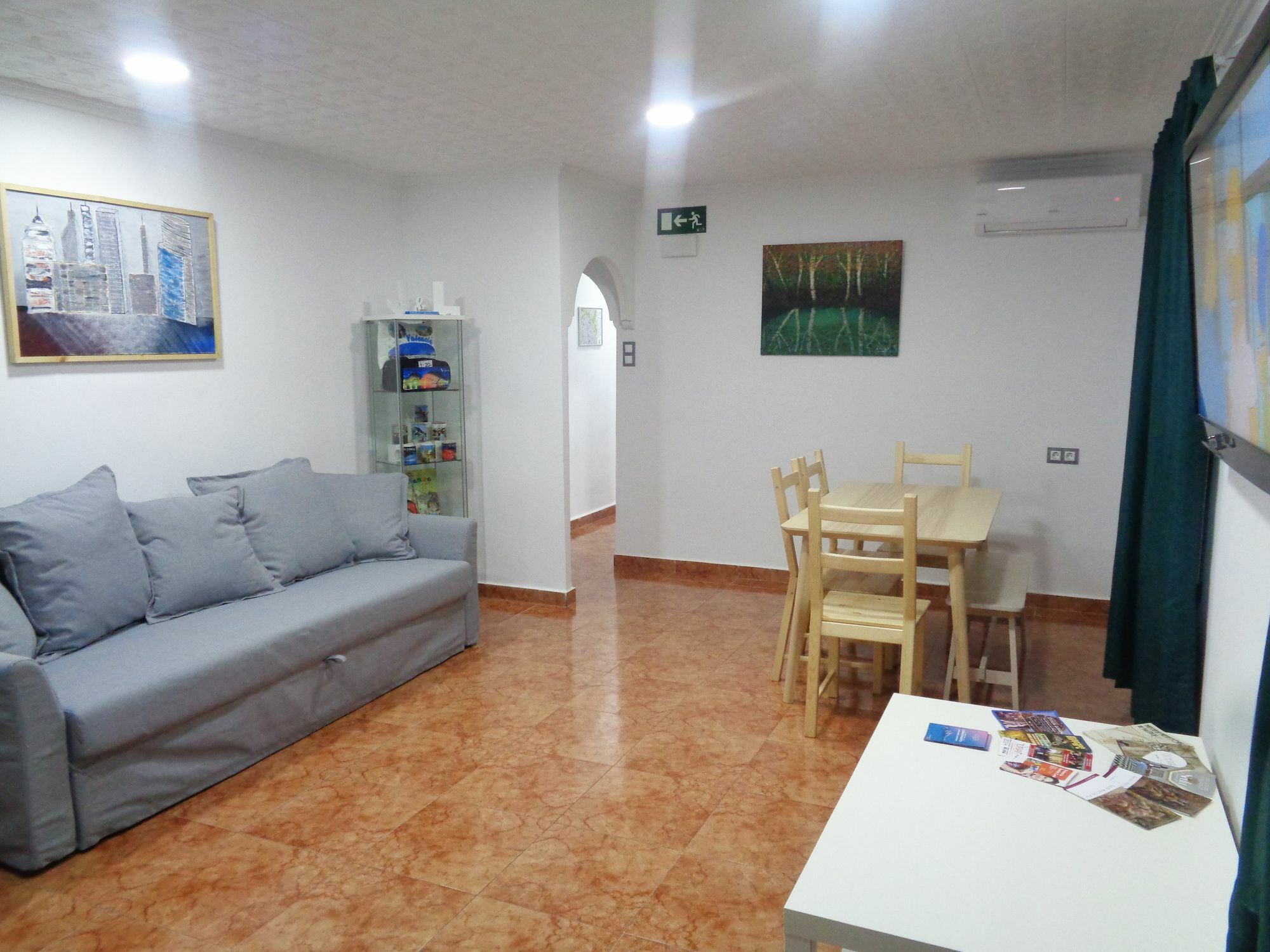 Jl Ciudad De Artes Apartamento *