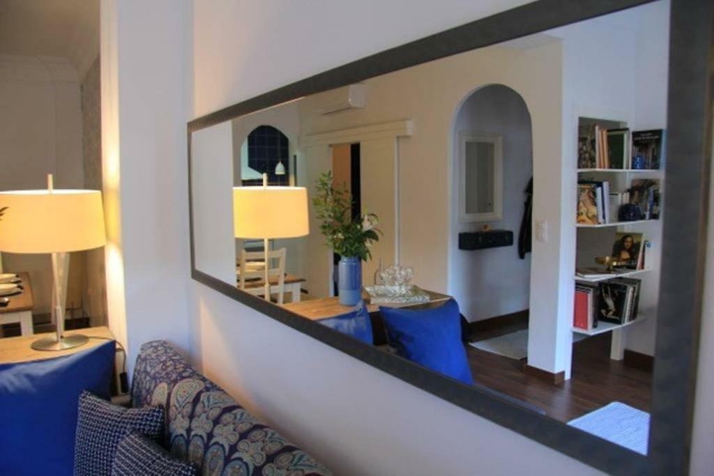 The Blue Sea Apartment *