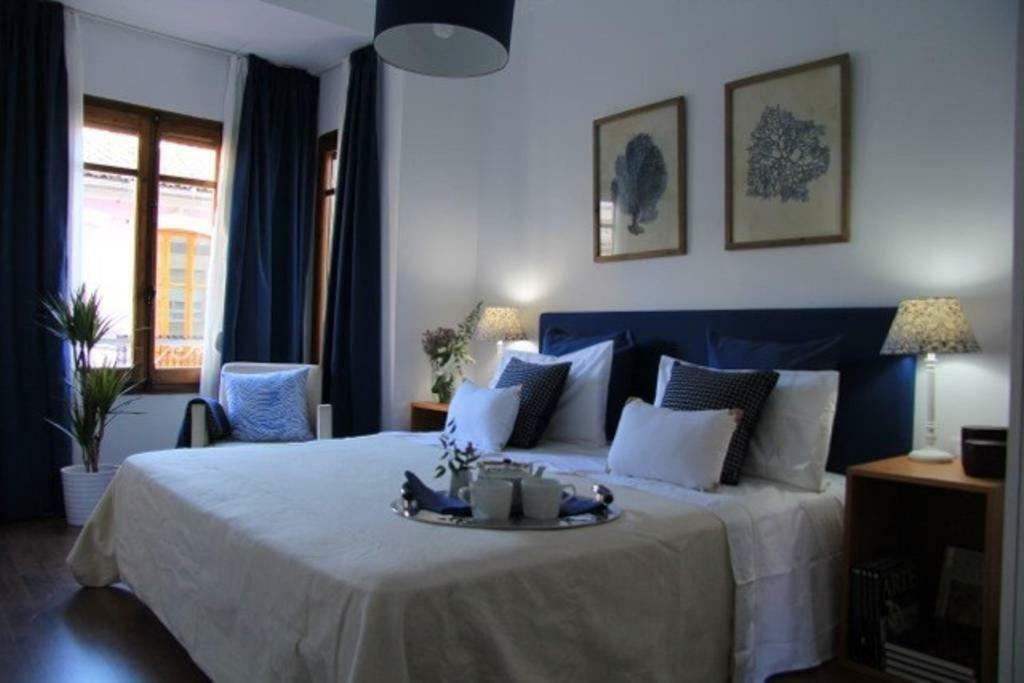 The Blue Sea Apartment